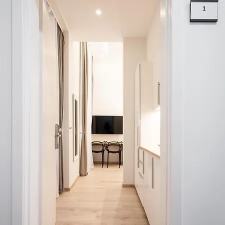 D20 - Gozsdu Garden - Location By Bqa Appartement