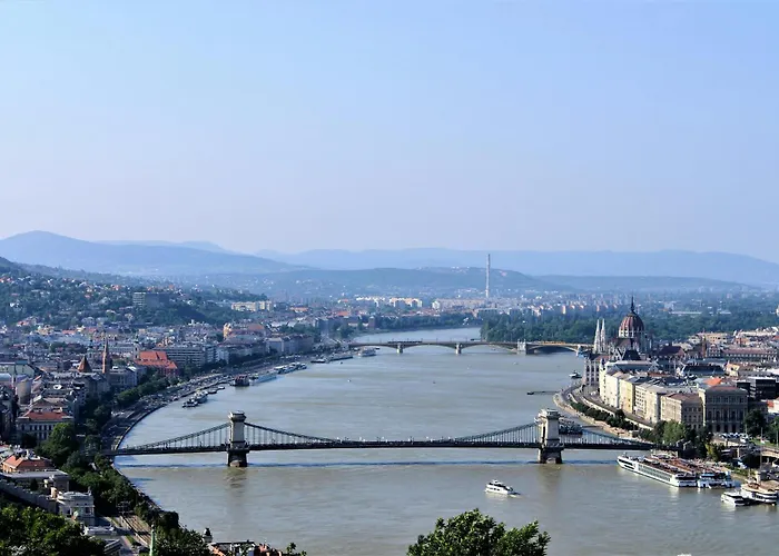 D20 - Gozsdu Garden - Location By Bqa Apartament Budapesta