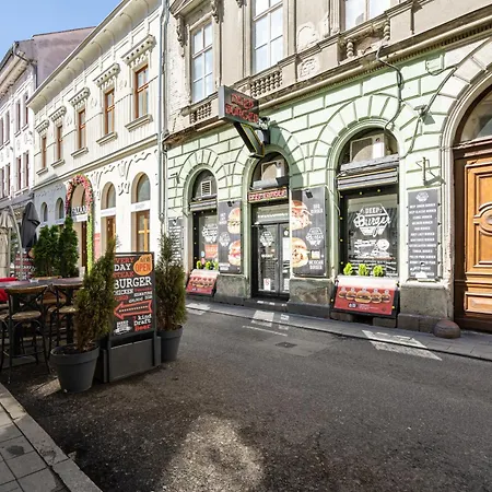 D20 - Gozsdu Garden - Location By Bqa Budapest